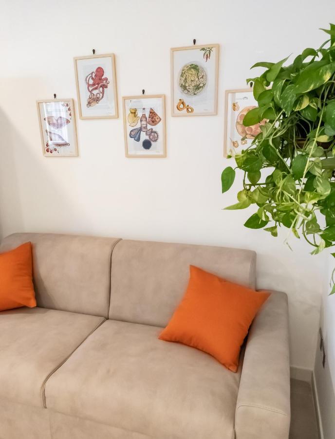Liv It - Guest House Bari Esterno foto